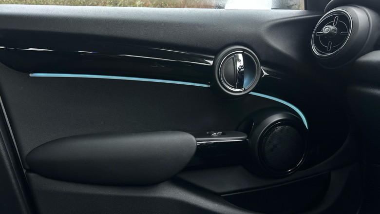 MINI Cooper 1.5 C Classic 5dr Auto Petrol Hatchback